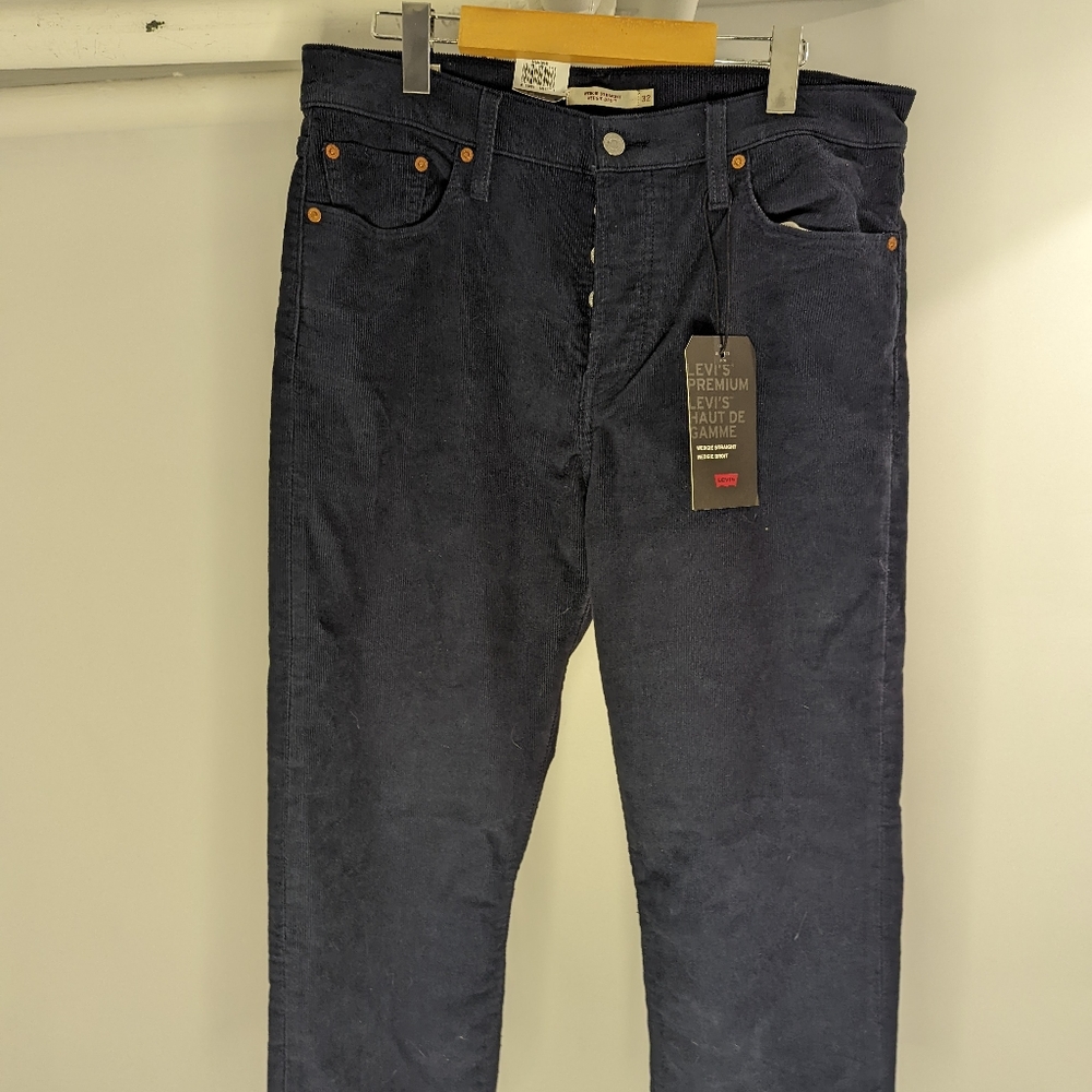 Levi's navy cords high rise